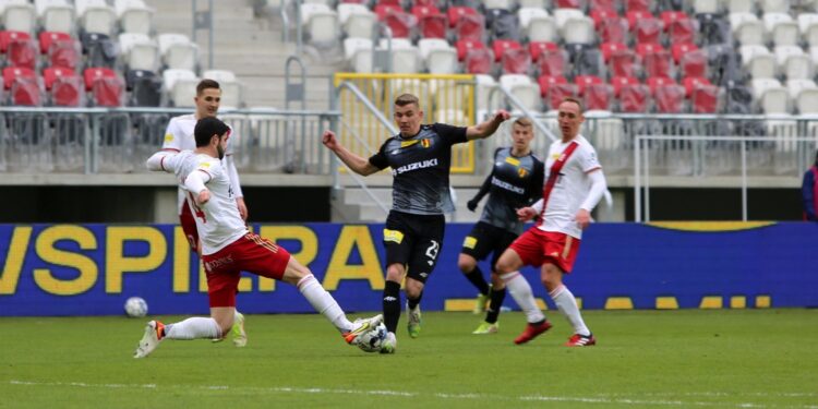 05.03.2022. Łódź. 22. kolejka Fortuna 1 Ligi: ŁKS Łódź - Korona Kielce / Krzysztof Bujnowicz / Radio Kielce