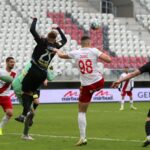 05.03.2022. Łódź. 22. kolejka Fortuna 1 Ligi: ŁKS Łódź - Korona Kielce / Krzysztof Bujnowicz / Radio Kielce