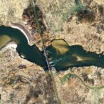 28.03.2020 Rzeka Nida pod Motkowicami. Most kolejki wąskotorowej / Jarosław Kubalski / Radio Kielce