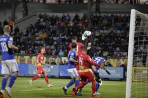 18.03.2022. Legnica. Mecz Miedź Legnica - Korona Kielce / Krzysztof Bujnowicz / Radio Kielce