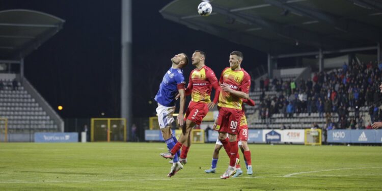 18.03.2022. Legnica. Mecz Miedź Legnica - Korona Kielce / Krzysztof Bujnowicz / Radio Kielce