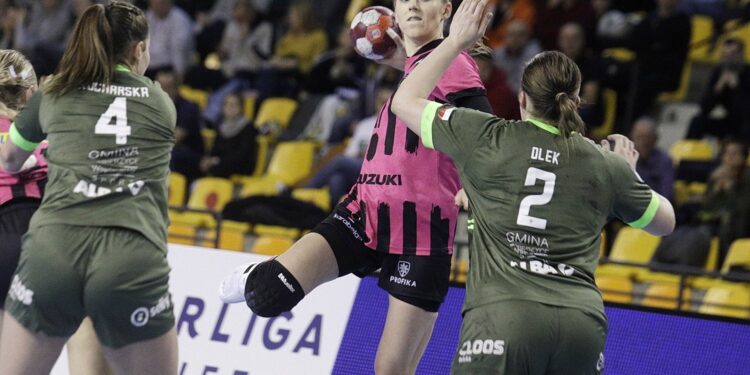 11..02.2022 Kielce. Piłka ręczna kobiet. Mecz Suzuki Korony Handball - KPR Kobierzyce / Jarosław Kubalski / Radio Kielce