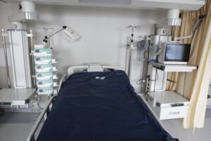 04.03.2022 Kielce. Wojewódzki Szpital Zespolony. Klinika Anestezjologii i Intensywnej Terapii po remoncie / Jarosław Kubalski / Radio Kielce