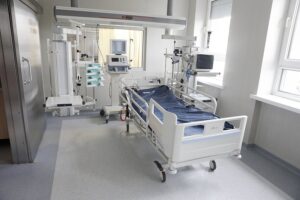 04.03.2022 Kielce. Wojewódzki Szpital Zespolony. Klinika Anestezjologii i Intensywnej Terapii po remoncie / Jarosław Kubalski / Radio Kielce