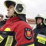 05.03.2022. Kielce. Wręczenie aktu włączenia jednostki OSP Kielce-Niewachlów w struktury Krajowego Systemu Ratowniczo-Gaśniczego / Jarosław Kubalski / Radio Kielce