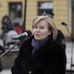 05.03.2022. Kielce. Wręczenie aktu włączenia jednostki OSP Kielce-Niewachlów w struktury Krajowego Systemu Ratowniczo-Gaśniczego. Na zdjęciu: Anna Krupka - wiceminister sportu i turystyki / Jarosław Kubalski / Radio Kielce