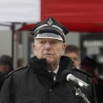 05.03.2022. Kielce. Wręczenie aktu włączenia jednostki OSP Kielce-Niewachlów w struktury Krajowego Systemu Ratowniczo-Gaśniczego. Na zdjęciu: Mirosław Pawlak – prezes zarządu wojewódzkiego Związku Ochotniczych Straży Pożarnych RP / Jarosław Kubalski / Radio Kielce