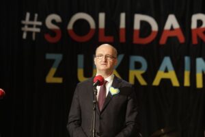 05.03.2022. Opatów. Koncert „Solidarni z Ukrainą”. Na zdjęciu: Piotr Wawrzyk - wiceminister spraw zagranicznych / Jarosław Kubalski / Radio Kielce