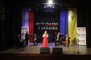 05.03.2022. Opatów. Koncert „Solidarni z Ukrainą”. Na zdjęciu: Sylwia Gorajek / Jarosław Kubalski / Radio Kielce