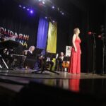 05.03.2022. Opatów. Koncert „Solidarni z Ukrainą”. Na zdjęciu: Sylwia Gorajek / Jarosław Kubalski / Radio Kielce