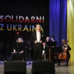 05.03.2022. Opatów. Koncert „Solidarni z Ukrainą”. Na zdjęciu: Łukasz Gaj / Jarosław Kubalski / Radio Kielce