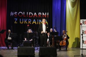 05.03.2022. Opatów. Koncert „Solidarni z Ukrainą”. Na zdjęciu: Łukasz Gaj / Jarosław Kubalski / Radio Kielce