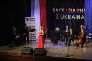 05.03.2022. Opatów. Koncert „Solidarni z Ukrainą”. Na zdjęciu: Sylwia Gorajek / Jarosław Kubalski / Radio Kielce