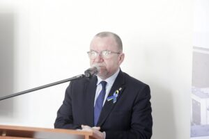 10.03.2022 Czerwona Góra. Wojewódzki Szpital Specjalistyczny. Otwarcie nowego pawilonu. Wicemarszałek Marek Bogusławski / Jarosław Kubalski / Radio Kielce