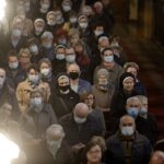 25.03.2022 Kielce. Katedra. Nabożeństwo Drogi Krzyżowej  z aktem poświęcenia Rosji i Ukrainy Matce Bożej / Jarosław Kubalski / Radio Kielce