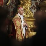 25.03.2022 Kielce. Katedra. Nabożeństwo Drogi Krzyżowej  z aktem poświęcenia Rosji i Ukrainy Matce Bożej / Jarosław Kubalski / Radio Kielce