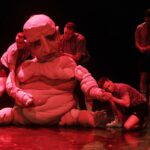 25.03.2022 Kielce. Kielecki teatr Tańca. Premiera spektaklu "SM. Masochistyczne obrazy ojciec – syn" / Jarosław Kubalski / Radio Kielce