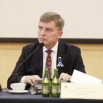 28.03.2022 Kielce. Sesja Sejmiku Województwa Świętokrzyskiego. Na zdjęciu przewodniczący sejmiku Andrzej Pruś / Jarosław Kubalski / Radio Kielce