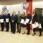 29.03.2022 Kielce. ŚUW. Wręczenie patentów oficerskich, mianowanie na wyższe stopnie wojskowe, przyznanie wyróżnień "Zasłużony dla obronności kraju" / Jarosław Kubalski / Radio Kielce