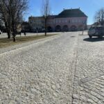 15.03.2022. Opatów. Wycięte drzewa na Rynku / Emilia Sitarska / Radio Kielce