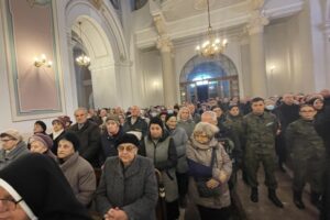 31.03.2022. Ostrowiec Świętokrzyski. Msza pogrzebowa ks. prałata Tadeusza Lutkowskiego / Emilia Sitarska / Radio Kielce