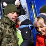 05.03.2022. Sędziszów. Żołnierze z 10. Świętokrzyskiej Brygady Obrony Terytorialnej pomagają uchodźcom z Ukrainy / ppor. Daniel Woś / 10. Świętokrzyska Brygada Obrony Terytorialnej