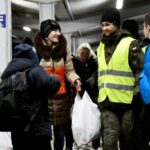 05.03.2022. Sędziszów. Żołnierze z 10. Świętokrzyskiej Brygady Obrony Terytorialnej pomagają uchodźcom z Ukrainy / ppor. Daniel Woś / 10. Świętokrzyska Brygada Obrony Terytorialnej