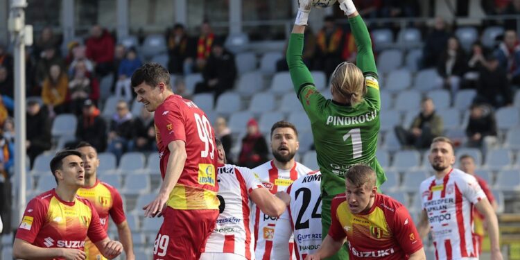 13.03.2022. Kielce. Mecz Korona Kielce - Resovia Rzeszów / Wiktor Taszłow / Radio Kielce