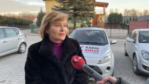 12.03.2022 Miłoszewice. Jednostka OSP. Na zdjęciu wiceminister sportu Anna Krupka / Emilia Sitarska / Radio Kielce