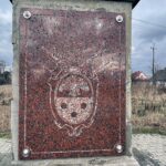 Włostów. Obelisk pamiątkowy z wizyty nuncjusza apostolskiego Achillesa Rattiego / Emilia Sitarska / Radio Kielce