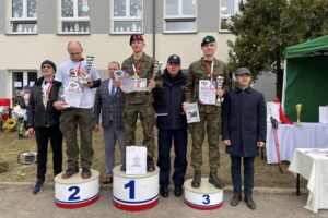 06.03.2022. Dobromierz w gminie Kluczewsko. Bieg Tropem Wilczym / Dionizy Krawczyński / Radio Kielce