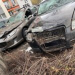 03.04.2022. Kielce. Parking przy ulicy Źródłowej. Zniszczone samochody / Wiktor Taszłow / Radio Kielce