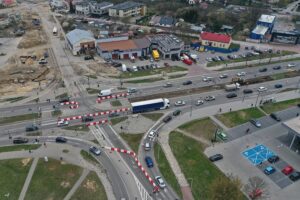 20.04.2022 Kielce. Ulice Solidarności, Radomska i Tysiąclecia. Korek / Jarosław Kubalski / Radio Kielce