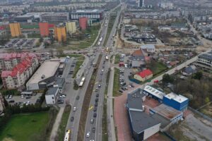 20.04.2022 Kielce. Ulica Solidarności. Korek / Jarosław Kubalski / Radio Kielce