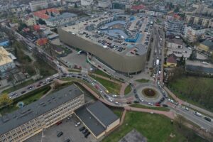 20.04.2022 Kielce. Ulice Radiowa, Polna i Kaczorowskiego. Korek / Jarosław Kubalski / Radio Kielce