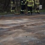 05.04.2022. Kielce. Usuwanie skutków wypadku na ulicy Łódzkiej / Sebastian Kalwat / Radio Kielce