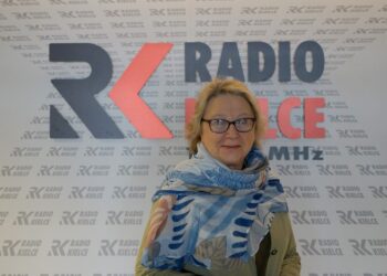 10.04.2022. Radio Kielce. Spodziewany Gość. Na zdjęciu: Grażyna Szkonter - prezes stowarzyszenia „Rodzina Policyjna 1939” w Kielcach / Piotr Kwaśniewski / Radio Kielce