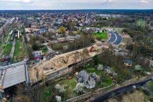 28.04.2022. Skarżysko-Kamienna. Budowa wiaduktu / Jarosław Kubalski / Radio Kielce