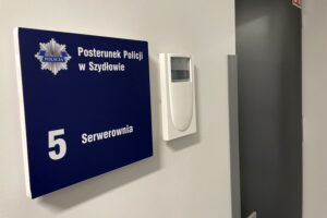 08.04.2022. Szydłów. Otwarcie posterunku policji / Michał Kita / Radio Kielce