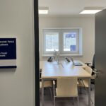 08.04.2022. Szydłów. Otwarcie posterunku policji / Michał Kita / Radio Kielce