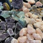 09.04.2022. Kielce. Giełdy Minerałów, Skamieniałości i Wyrobów Jubilerskich / Michał Kita / Radio Kielce