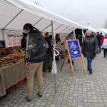 09.04.2022. Busko-Zdrój. Kiermasz wielkanocny / Marta Gajda-Kruk / Radio Kielce