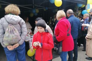 24.04.2022. Busko-Zdrój. Festyn „Ukraina dla Buska” / Marta Gajda-Kruk / Radio Kielce