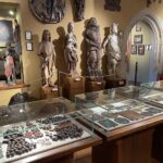 02.04.2022. Sandomierz. Kolekcja Muzeum Diecezjalnego / Grażyna Szlęzak-Wójcik / Radio Kielce