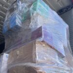 04.04.2022. Sandomierz. Przyjazd transportu z darami z Anglii jako pomoc  dla obywateli Ukrainy / Grażyna Szlęzak-Wójcik / Radio Kielce