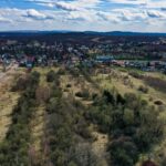 07.04.2022. Dąbrowa II. Tereny pod zabudowę / Jarosław Kubalski / Radio Kielce