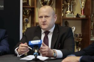 25.04.2022. Kielce. Rozstrzygnięcie programów ministerstwa sportu. Na zdjęciu: Grzegorz Nowaczek - prezes Polskiego Związku Bokserskiego / Wiktor Taszłow / Radio Kielce