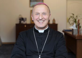 Na zdjęciu: biskup Marek Solarczyk - ordynariusz diecezji radomskiej / Wiktor Taszłow / Radio Kielce