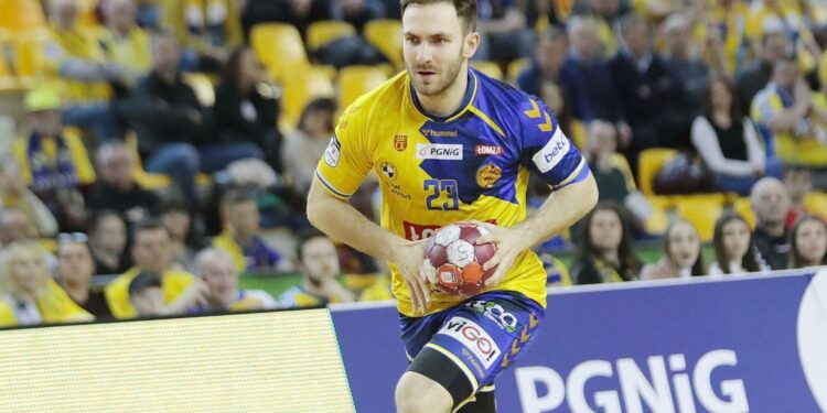 03.04.2022. Kielce. Mecz 21. kolejki PGNiG Superligi Łomża Vive Kielce - Torus Wybrzeże Gdańsk / Wiktor Taszłow / Radio Kielce