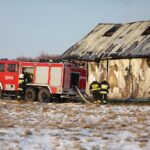 03.04.2022. Szczecno. Pożar warsztatu samochodowego / Wiktor Taszłow / Radio Kielce